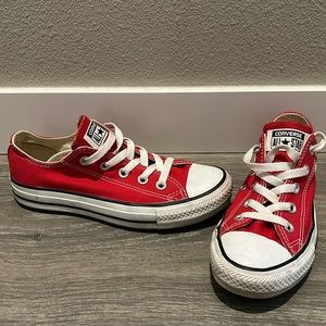⭐️ Converse All Star ⭐️ Low Top Red Shoes